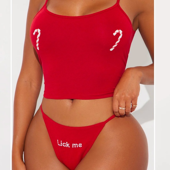Fashion Nova Thong Set - Picture 3 of 5
